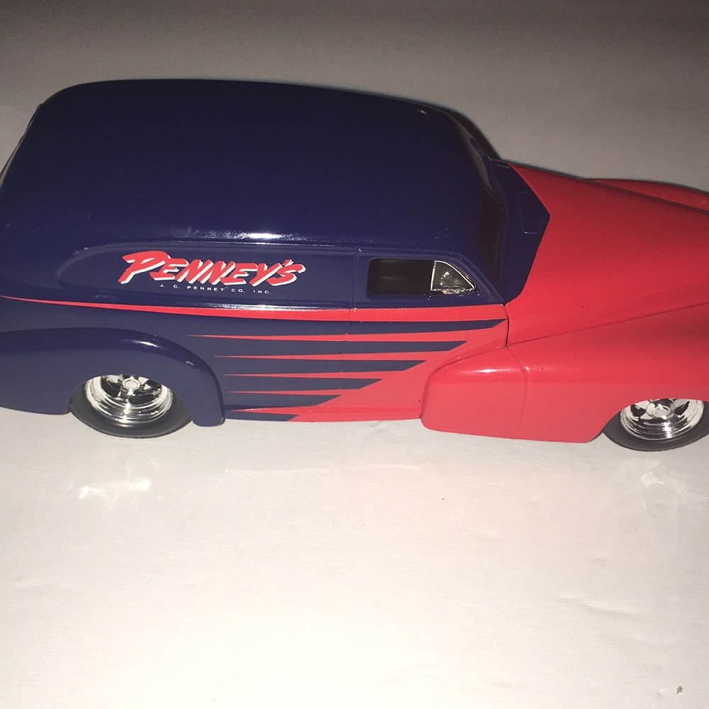 JCPenney 1946 Chevrolet street rod